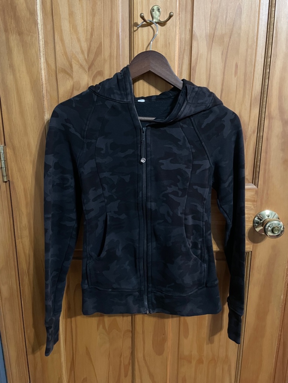 Women's Lululemon Black Camo Zip-Up Hoodie Jacket